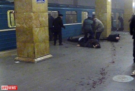 Moskevské metro zasáhly dva útoky.
